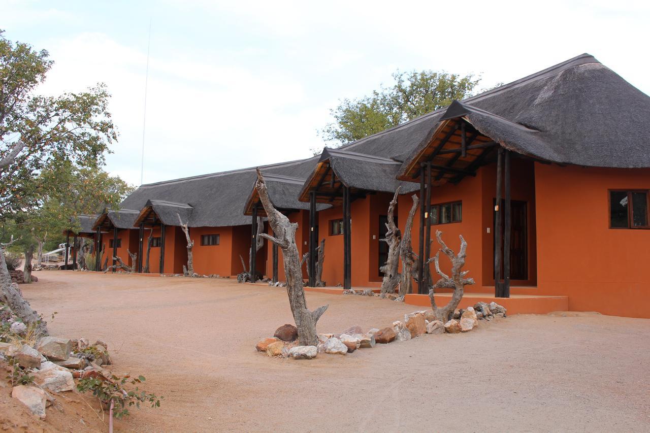 Hobatere Lodge Otjovasandu Exteriér fotografie