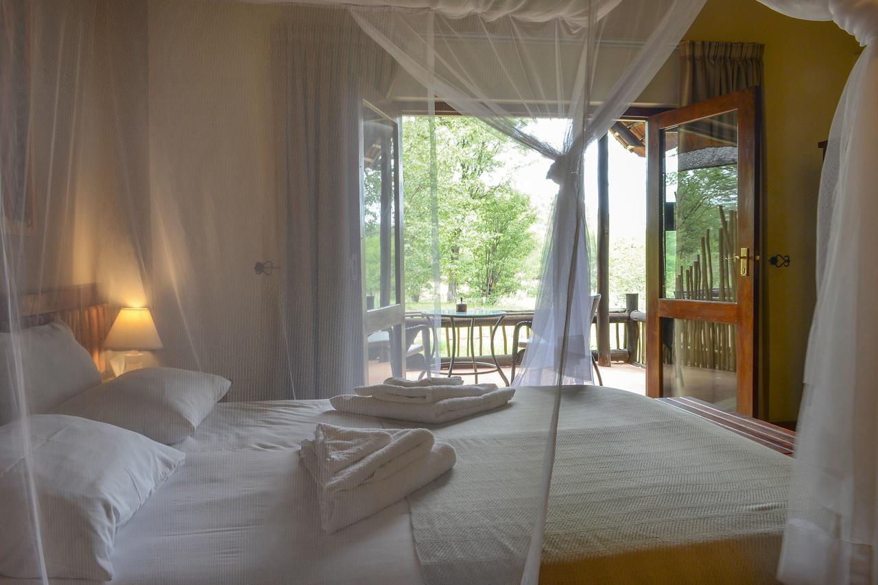 Hobatere Lodge Otjovasandu Exteriér fotografie